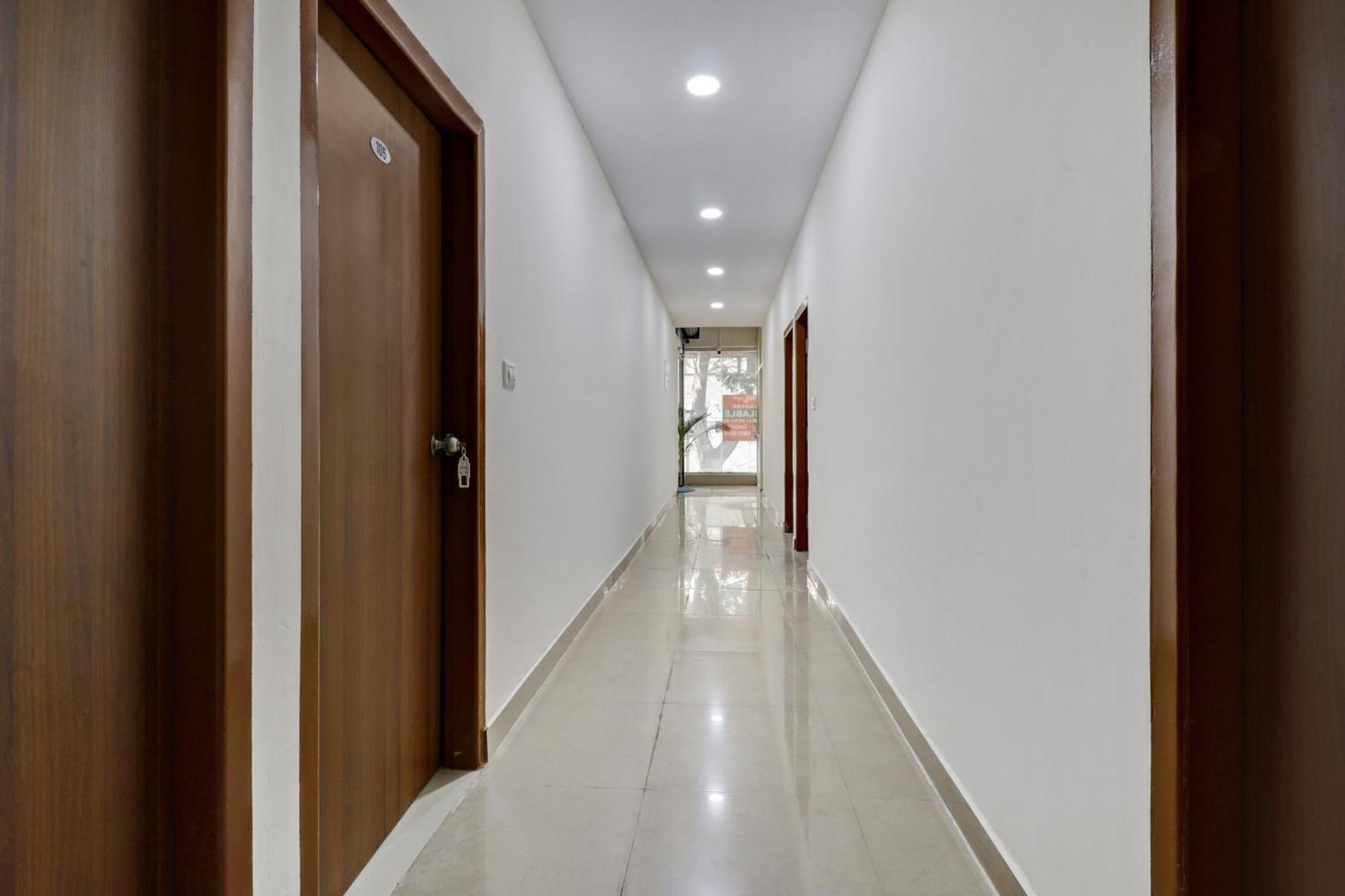 Hotel O Maruthi Paradise Bangalore Bagian luar foto